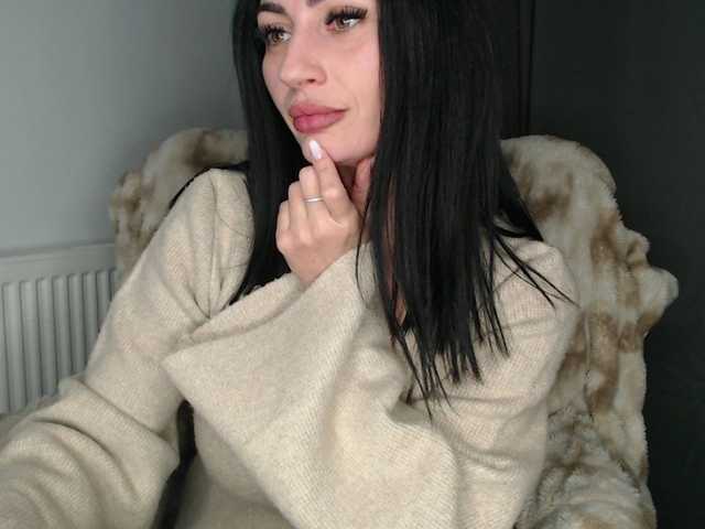 ElizabethAC's BongaCams show and profile