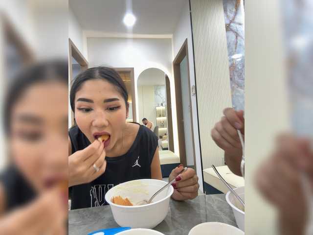 go to chat with lean-lie