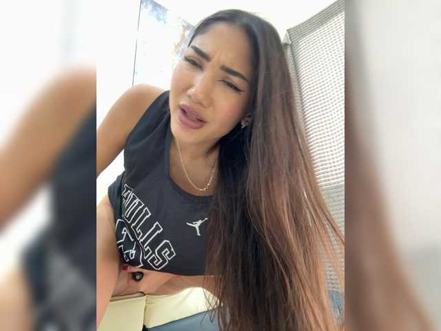 lean-lie's BongaCams show and profile