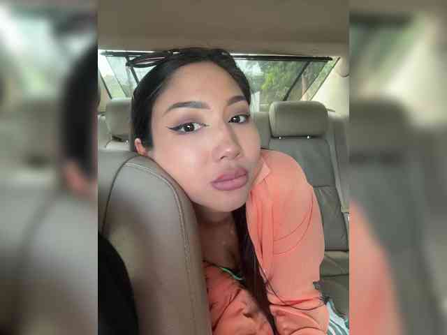 public voyeur webcam Lean-lie