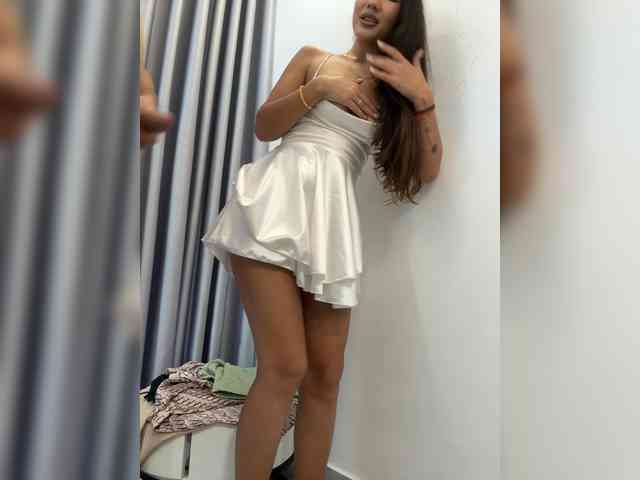 nude amateur Lean-lie