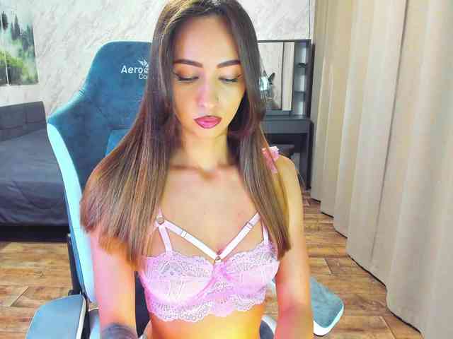 LolaLaLol Live Webcam on BongaCams