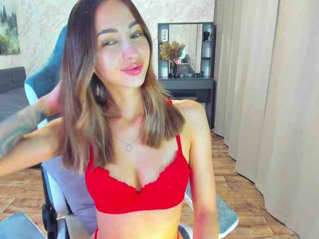 LolaLaLol webcam