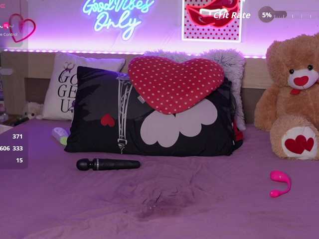 Angelofxxxcro's BongaCams show and profile