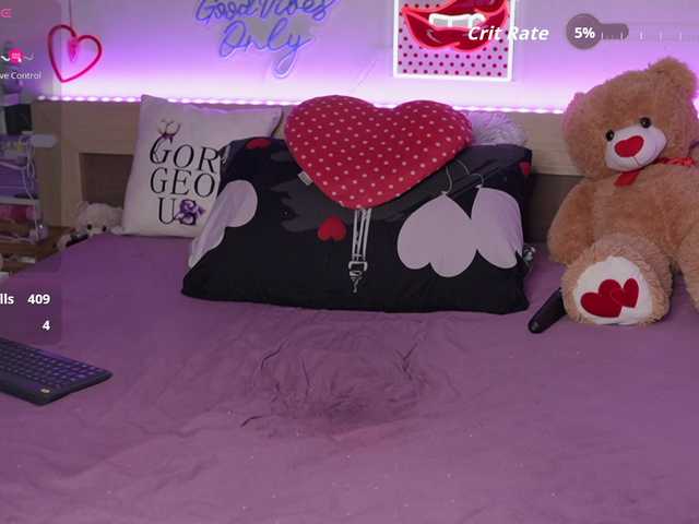 Angelofxxxcro's BongaCams show and profile