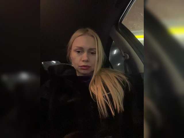 -SexyMilf-'s BongaCams show and profile