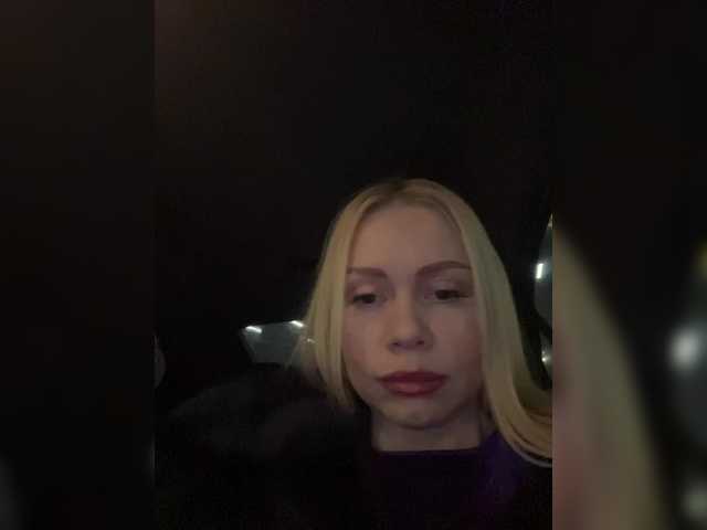 -SexyMilf-'s BongaCams show and profile