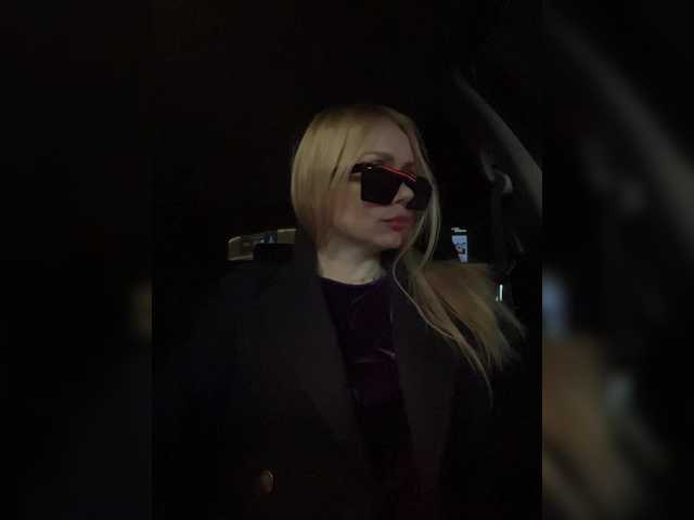 -sexymilf- cam belle