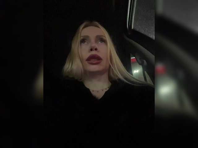 -SexyMilf- from BongaCams is Freechat