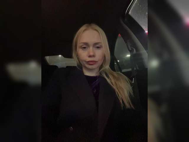 -SexyMilf-'s BongaCams show and profile