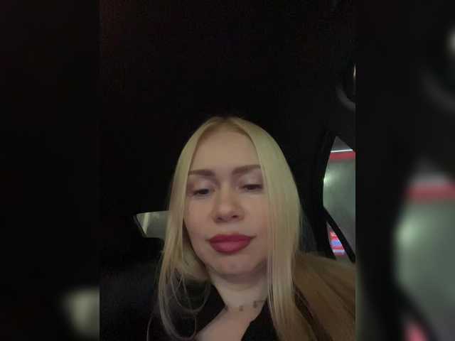 -SexyMilf-'s BongaCams show and profile