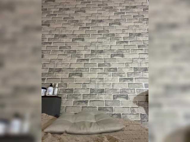 -SexyMilf-'s BongaCams show and profile