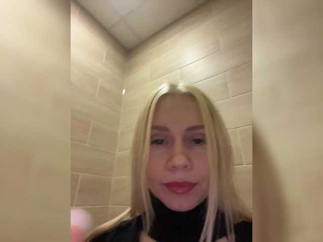 -SexyMilf- from BongaCams