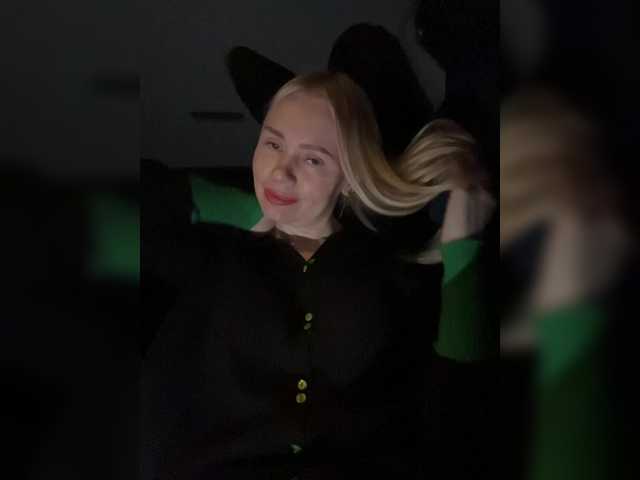  -SexyMilf- chat room