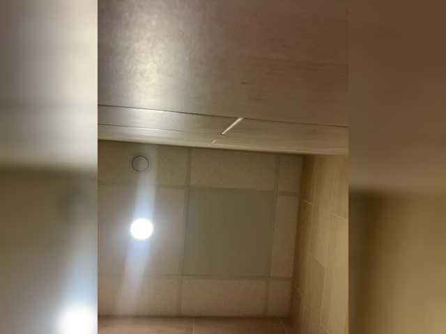 -SexyMilf-'s BongaCams show and profile