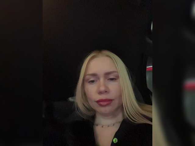 -SexyMilf-'s BongaCams show and profile