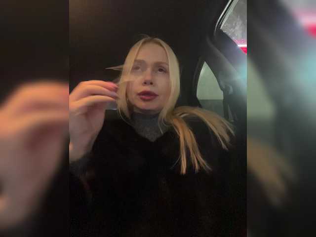 -SexyMilf- from BongaCams is Freechat