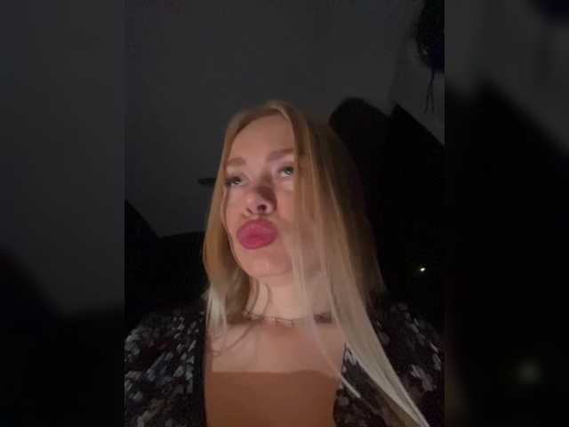 видео -SexyMilf-