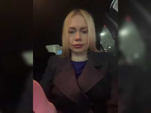 -SexyMilf-'s BongaCams show and profile