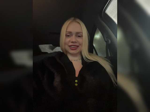 -SexyMilf- from BongaCams is Freechat