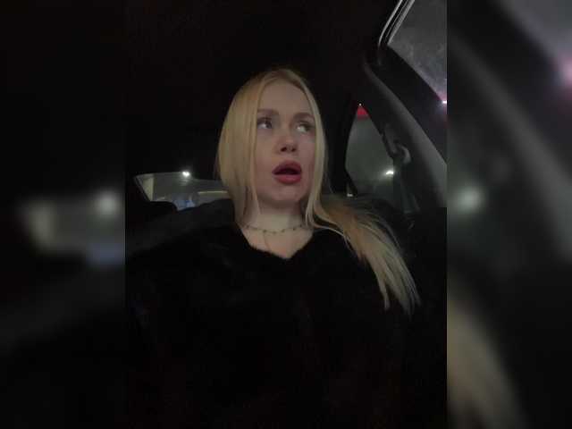 -SexyMilf-'s BongaCams show and profile