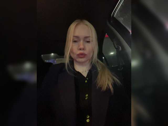 -SexyMilf-'s BongaCams show and profile