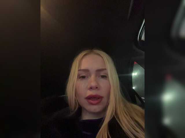 -SexyMilf- from BongaCams is Freechat