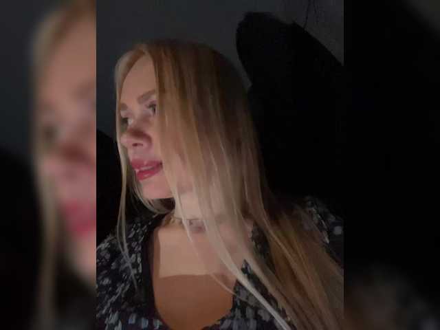 модель -SexyMilf-