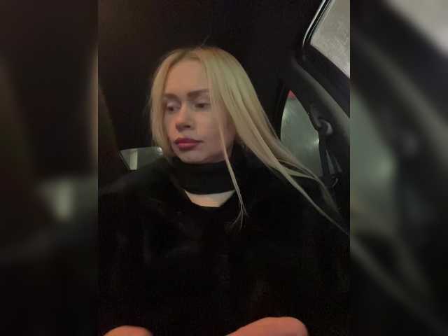 -SexyMilf-'s BongaCams show and profile