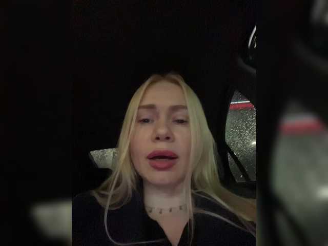 -SexyMilf-'s BongaCams show and profile