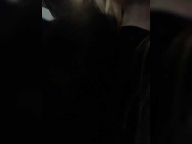 -SexyMilf-'s BongaCams show and profile