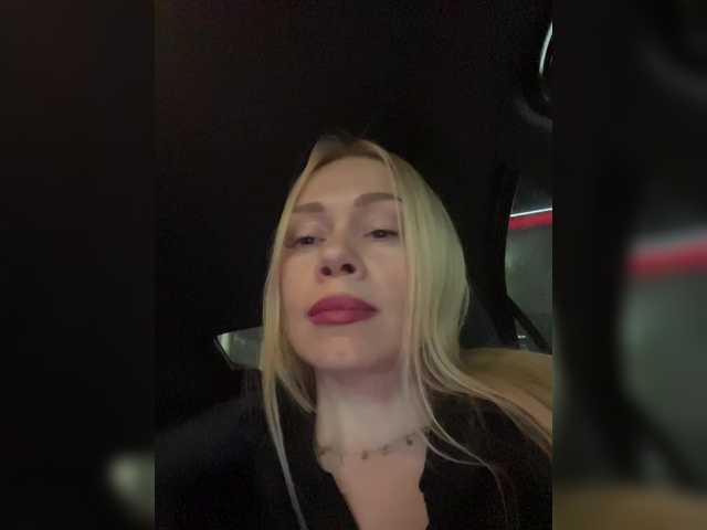 -SexyMilf-'s BongaCams show and profile