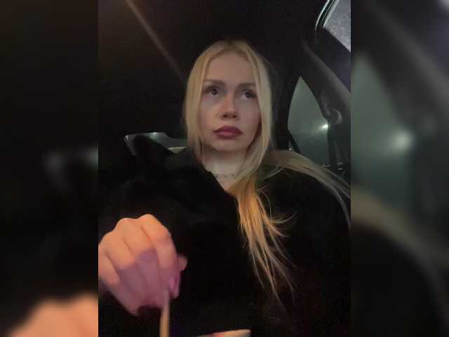 -SexyMilf- from BongaCams is Freechat