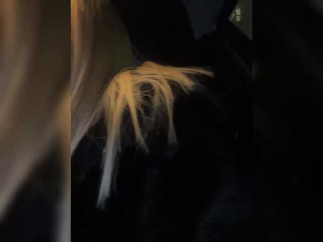 -SexyMilf-'s BongaCams show and profile