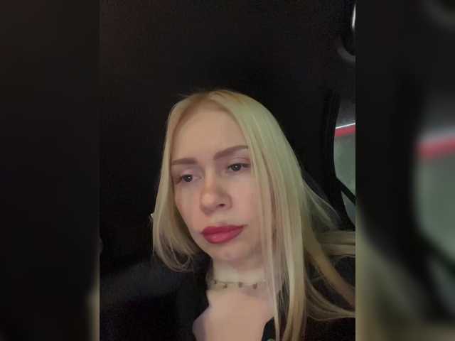 -SexyMilf-'s BongaCams show and profile