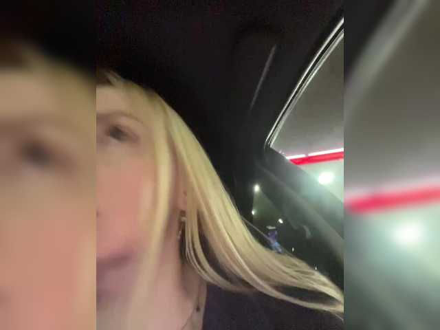 -SexyMilf-'s BongaCams show and profile