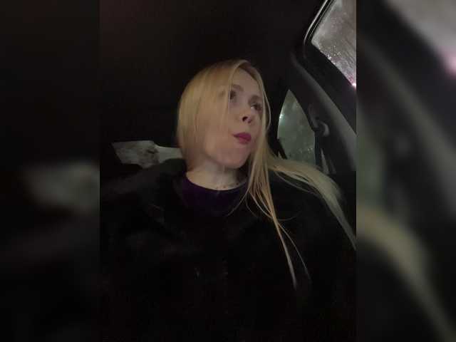 -SexyMilf-'s BongaCams show and profile
