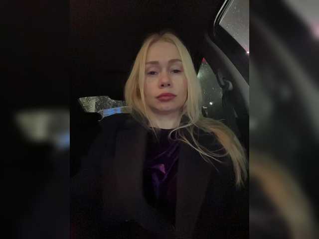 -SexyMilf-'s BongaCams show and profile