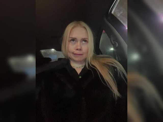 -SexyMilf-'s BongaCams show and profile