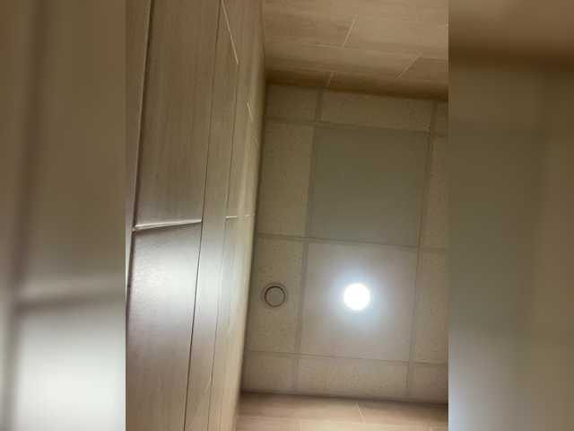 -SexyMilf-'s BongaCams show and profile