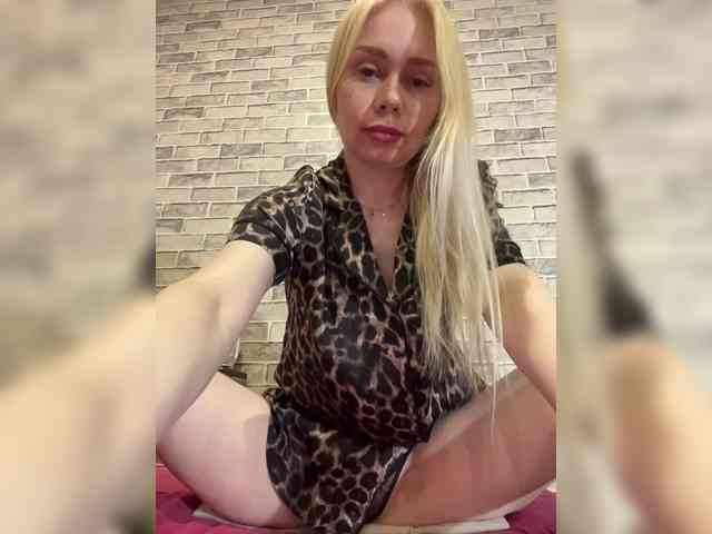 -SexyMilf- Live Webcam on BongaCams