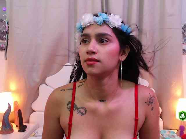 CosmicCandyX webcam