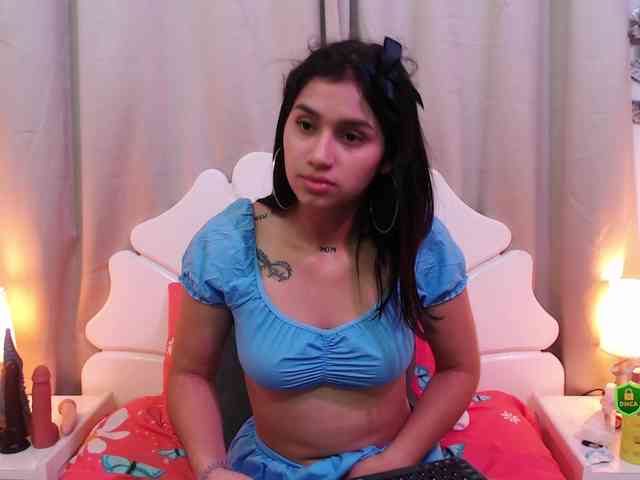 CosmicCandyX webcam