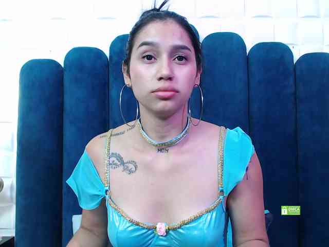 CosmicCandyX webcam