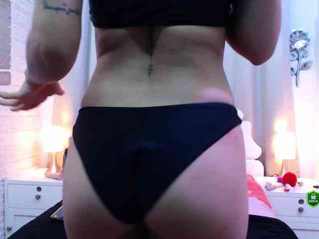 CosmicCandyX webcam