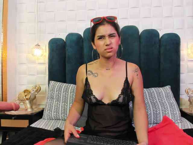 CosmicCandyX webcam