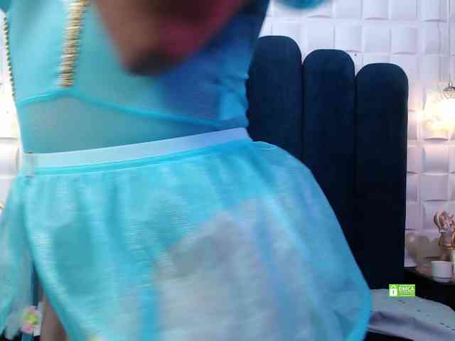 CosmicCandyX webcam