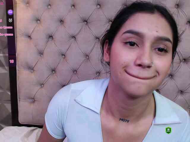 CosmicCandyX webcam