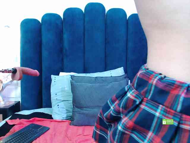 CosmicCandyX webcam