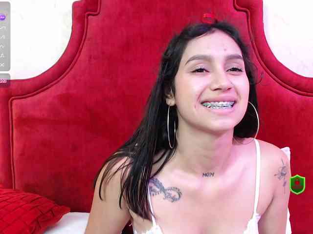 CosmicCandyX webcam